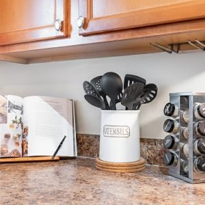 CF6ACD86-DC70-46F3-AAB8-D3CA8C0FE52E